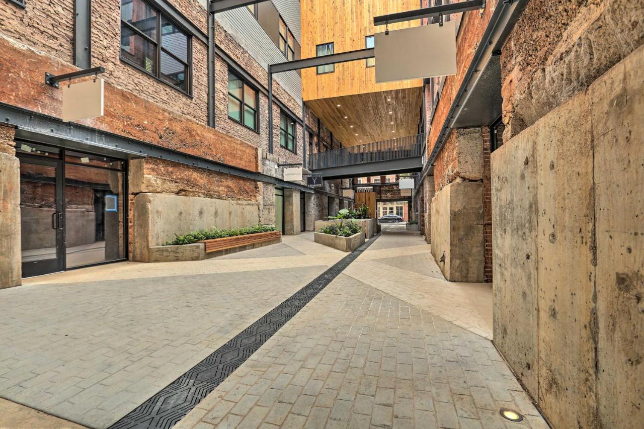 Modern Downtown Birmingham Condo With Rooftop Access エクステリア 写真