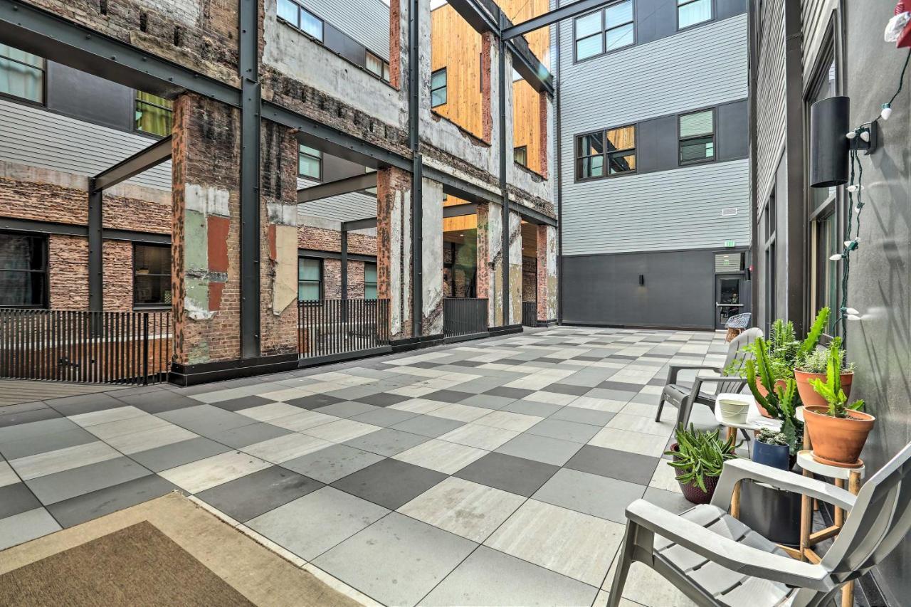 Modern Downtown Birmingham Condo With Rooftop Access エクステリア 写真